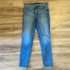 Gap true skinny jeans
